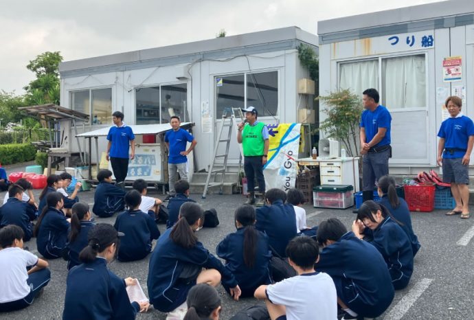 ヒラメ稚魚放流